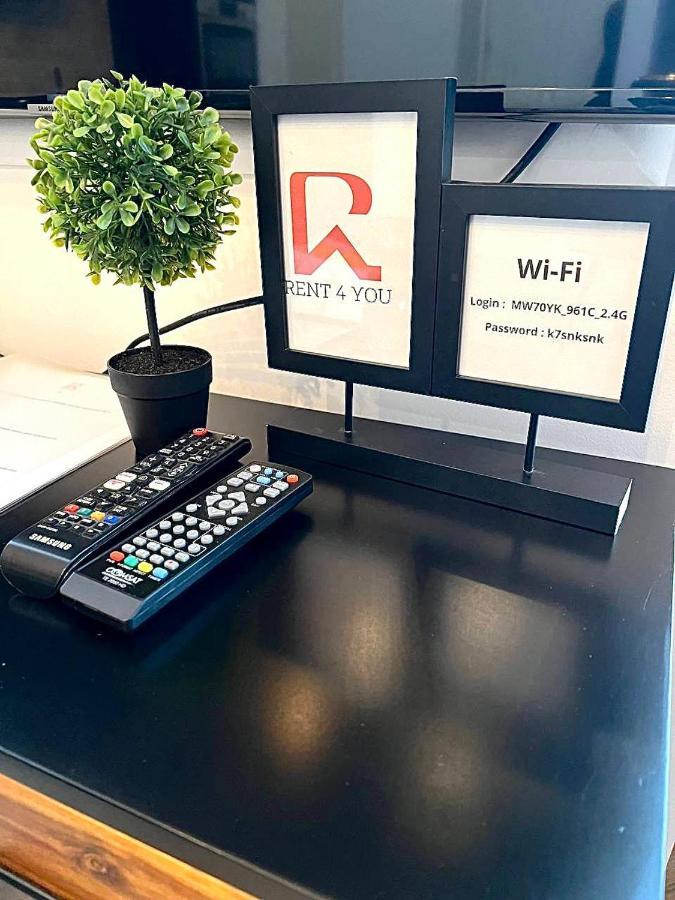 Luxury Apartment In The City Center , Wi-Fi - By Hik Apartments Varşova Dış mekan fotoğraf